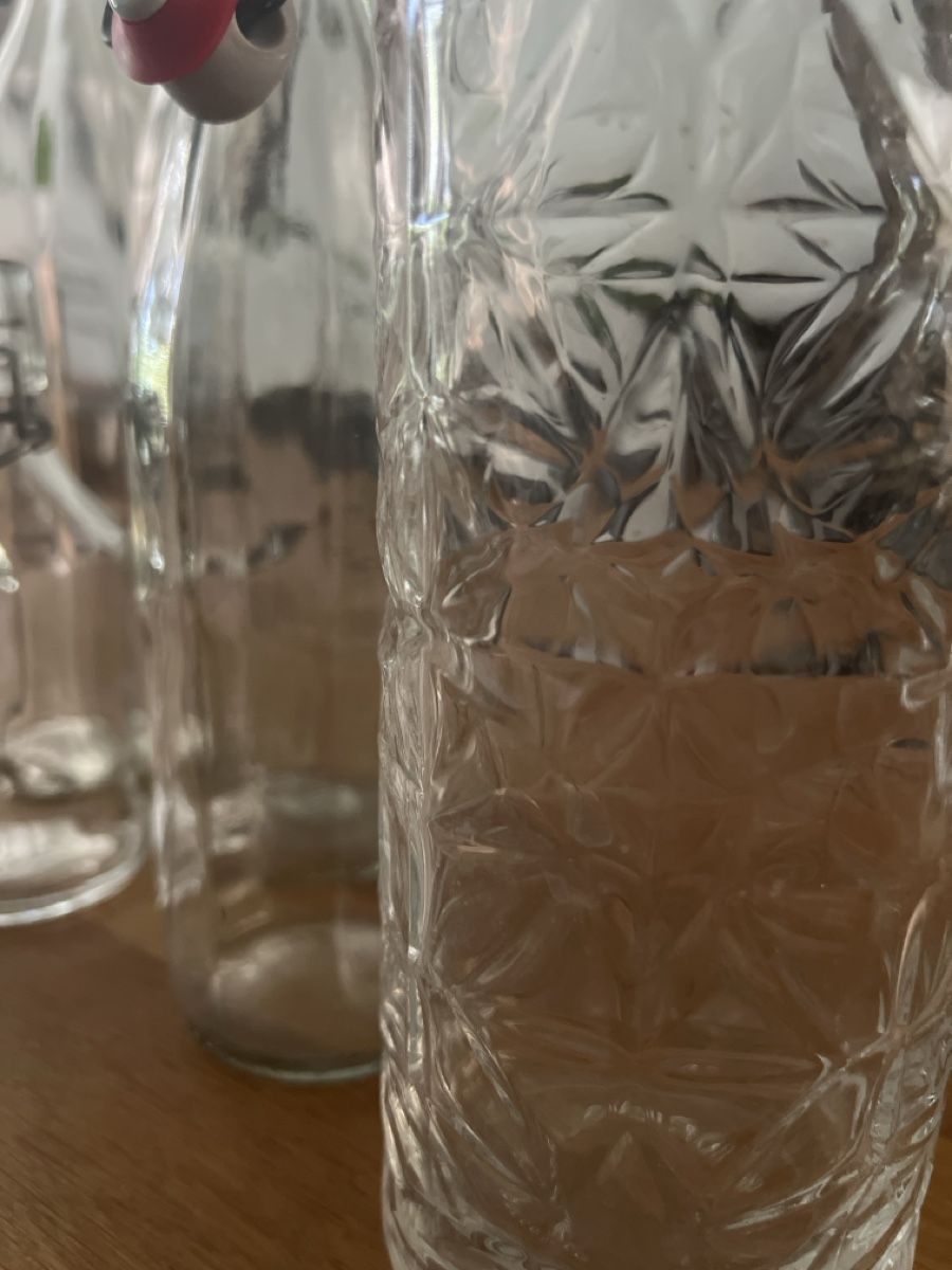 Bicchieri, Caraffe & Bottiglie: 5 Glasflaschen mit Bügelverschluss  – Usato da Uznach venduto da Apuutze 1