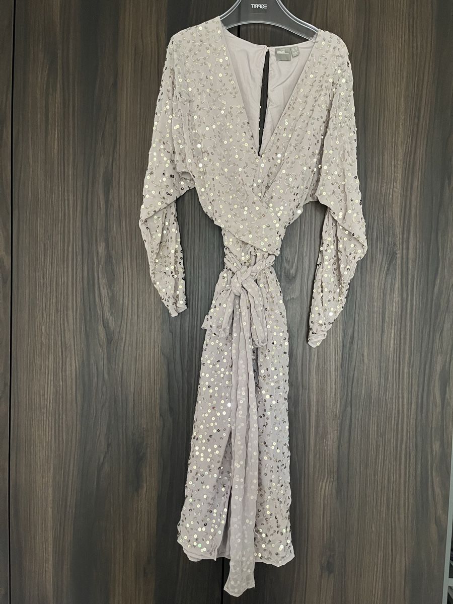 Kleider: Pailetten Kleid 32/34 – Gebraucht aus Oberrohrdorf von S.Marisa 1