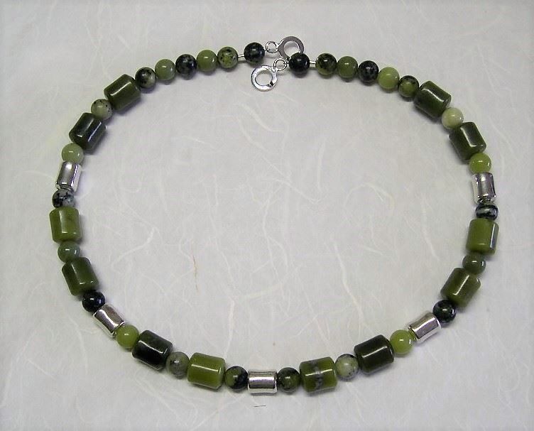 Catenine: Collier Serpentine + Argent 925 / Serpentin – Nuovo e nell'imballaggio originale da Goumoens-la-Ville venduto da brandonv