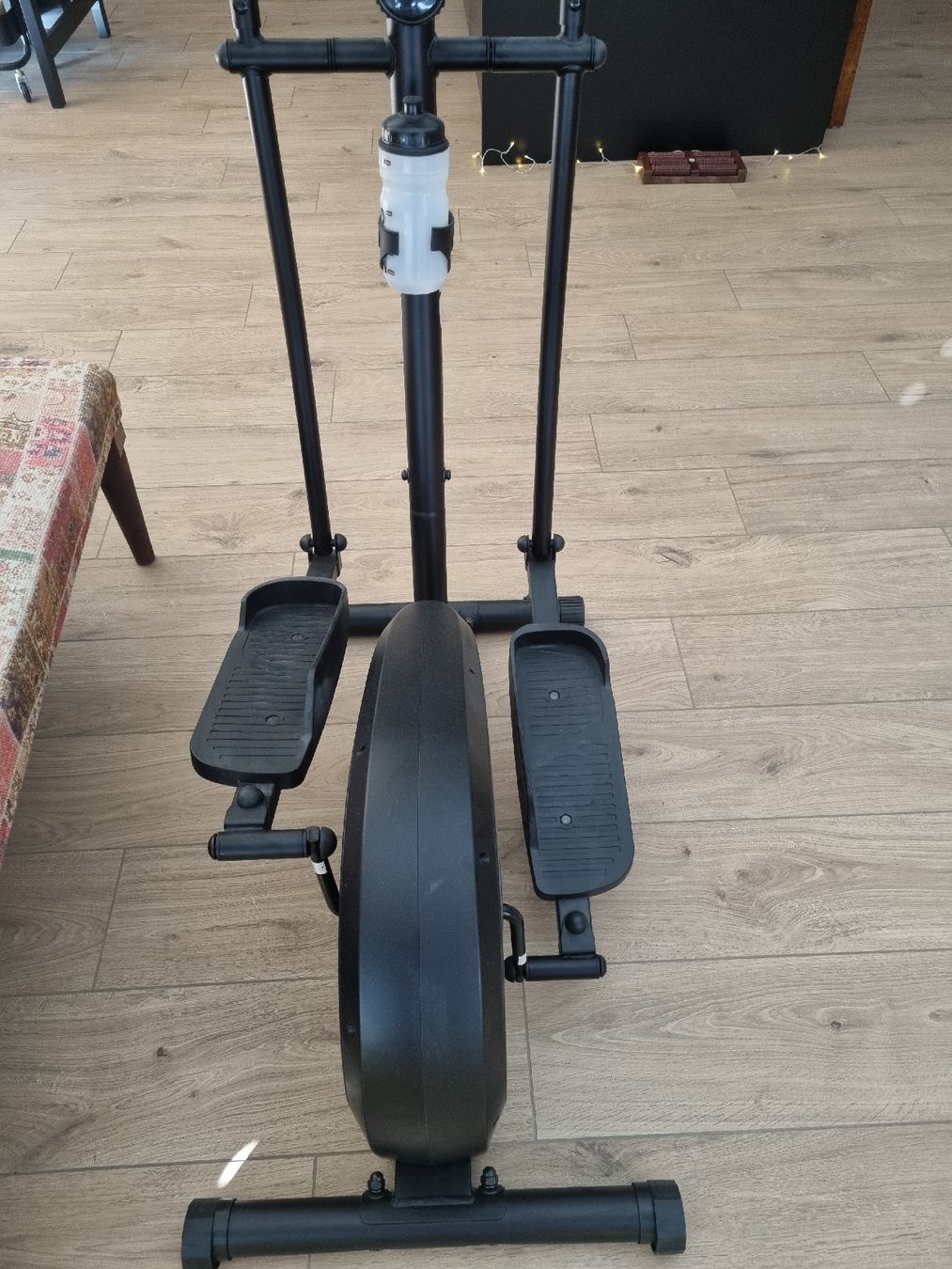 Vélos d'appartement: exercise machine – D'occasion à Le Locle par vri_c59x 2