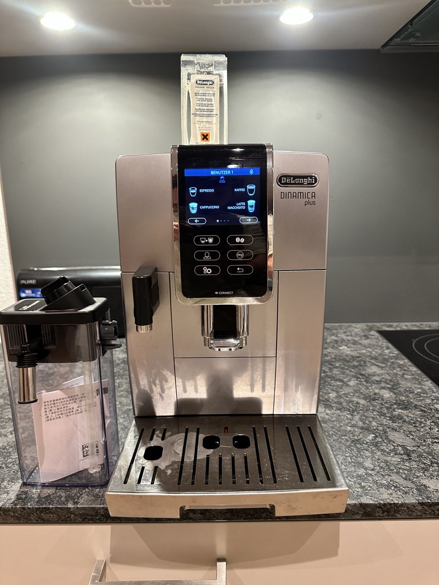 De'Longhi Macchine per caffè & Macchine per espresso: DeLonghi Dinamica Plus Neuwertig – Usato da Bern venduto da AliceHo 1