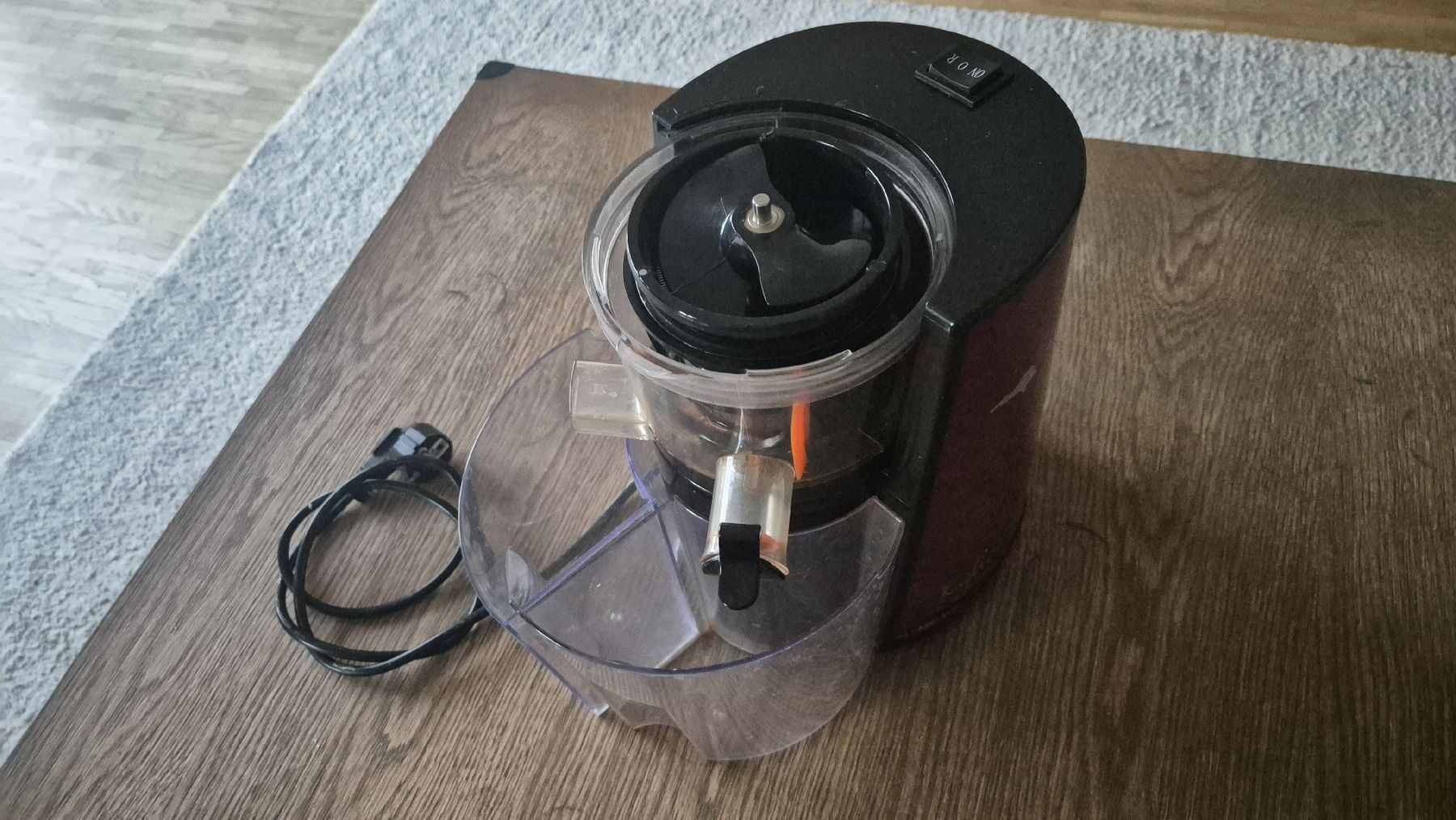 Küchengeräte: Extracteur de jus – Gebraucht aus Neuchâtel von mla_q6l9 2