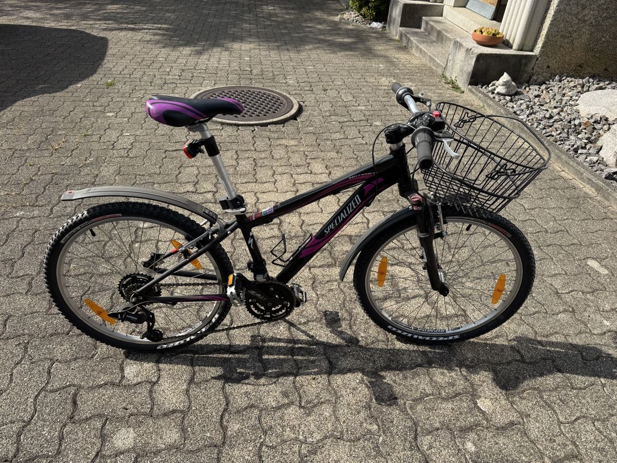 Velos: Kindervelo Hotrock Specialized – Gebraucht aus Muttenz von budoka66 1