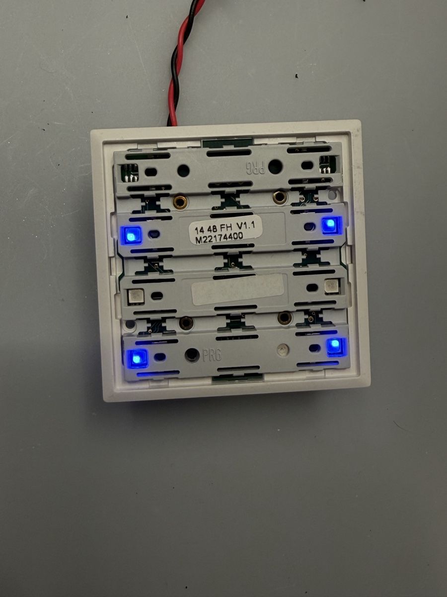 Feller Interruttori: Taster KNX Feller 4704 – Usato da Neuheim venduto da Sandokan39