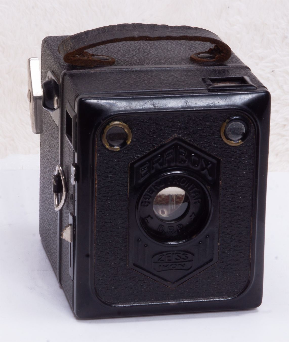 Zeiss Fotocamera: ZEISS IKON ERABOX – Usato da Zürich venduto da phueni