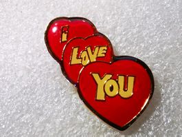 Ansteckpin 25: I Love You