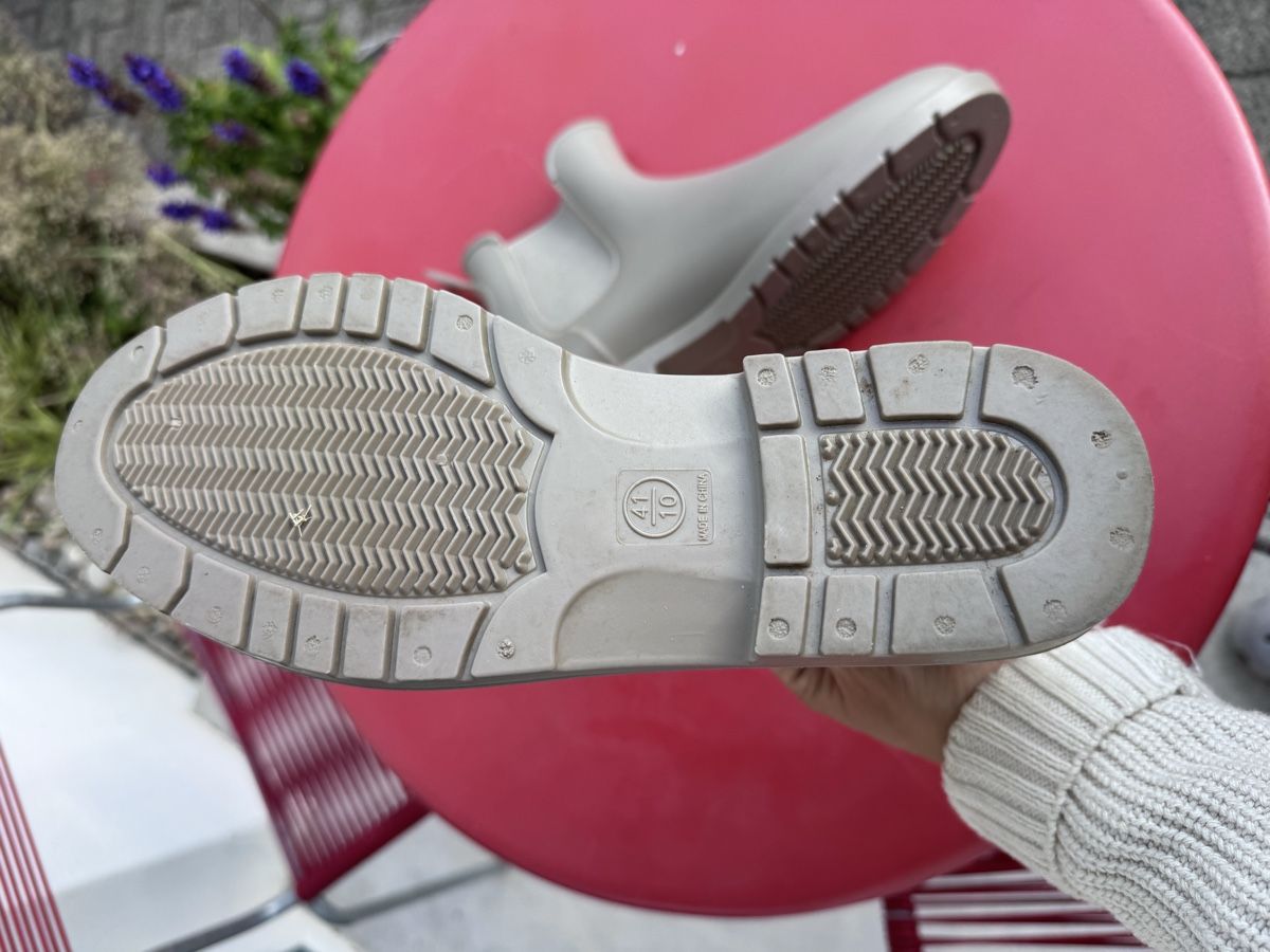 Scarpe da donna: Gummistiefel Gr. 41  – Usato da Niederbüren venduto da Oetschli 1