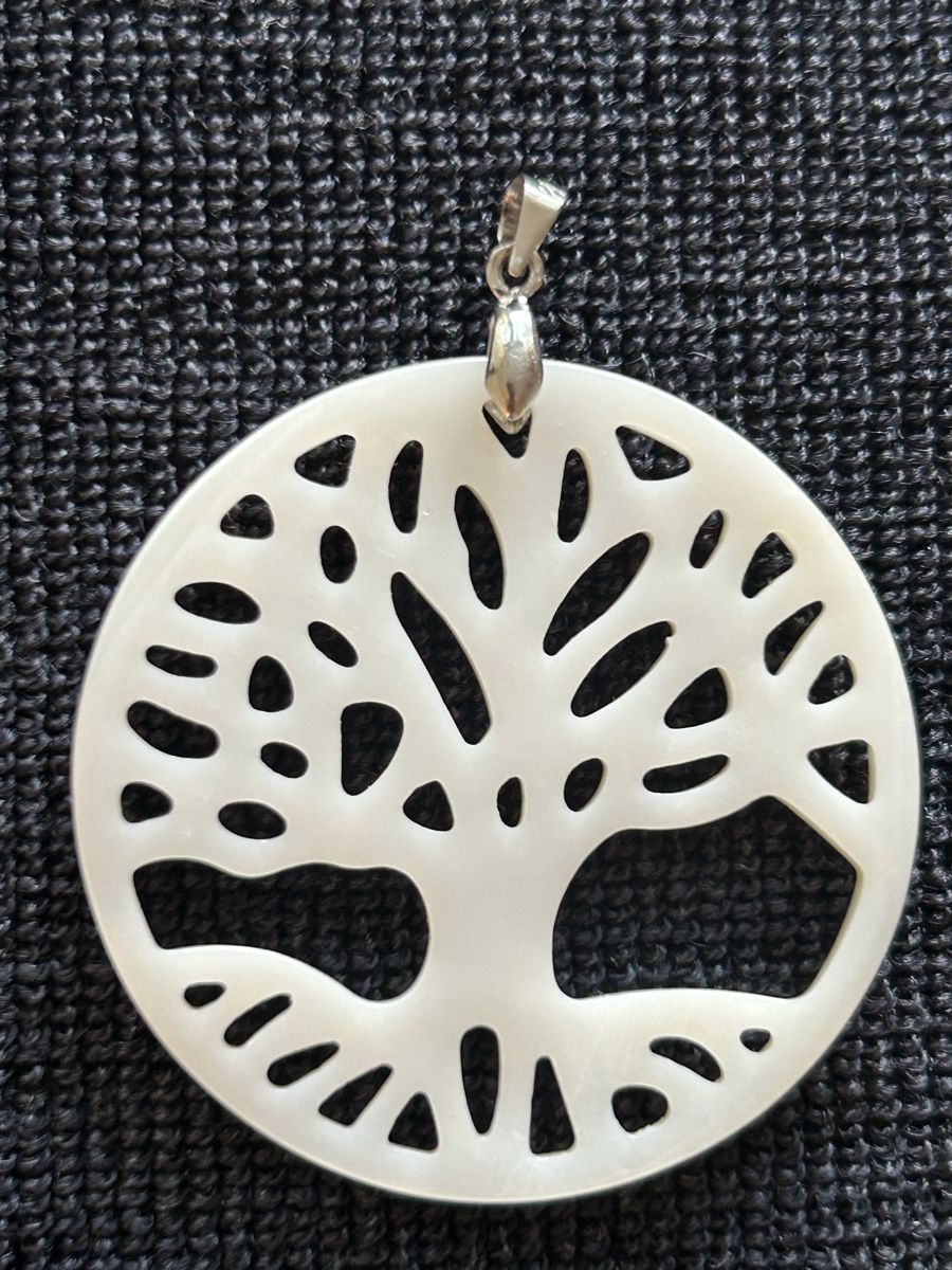 Pendentifs: Anhänger Baum Perlmutter – D'occasion à Reinach BL par meinstil 1