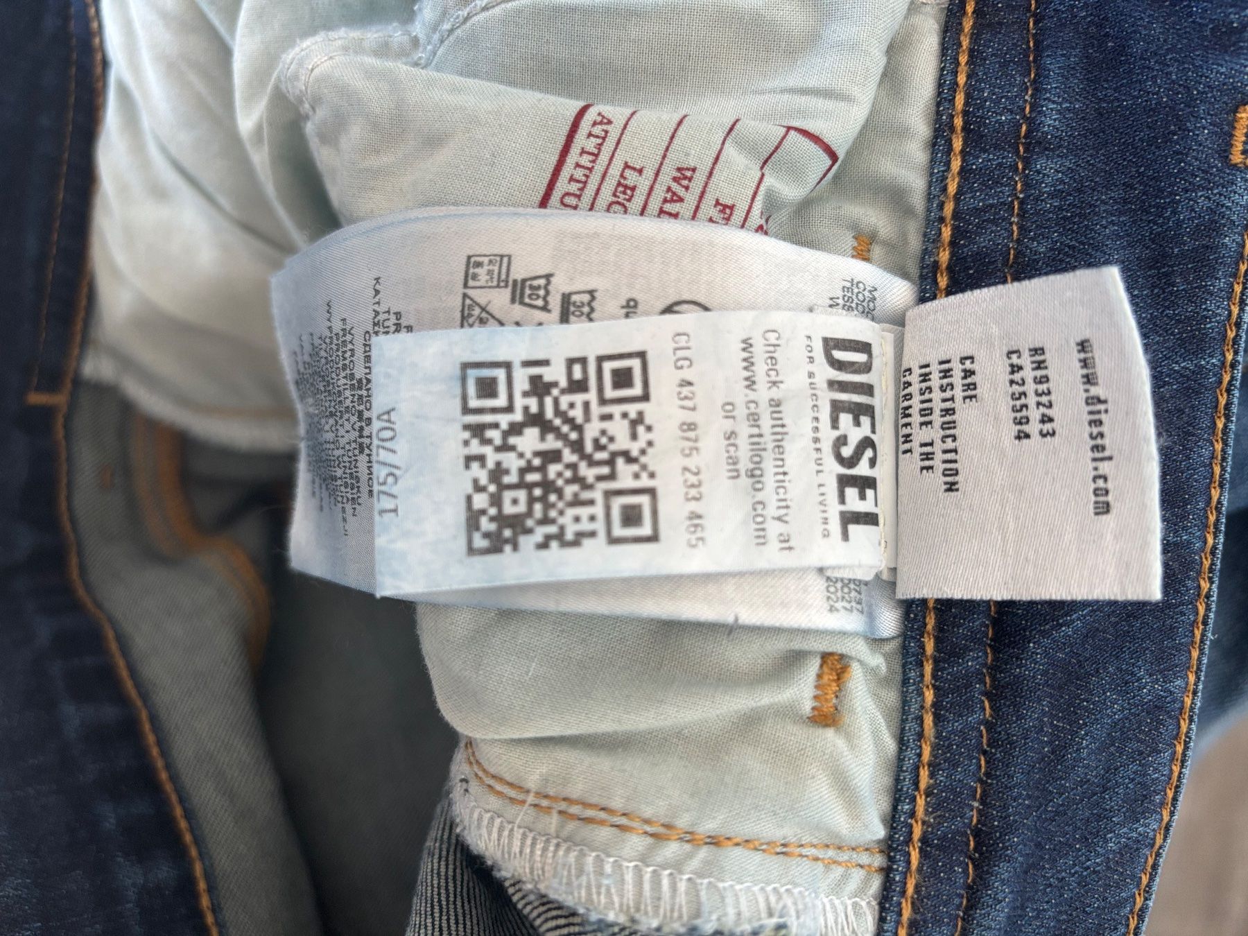 Diesel Jeans: Diesel Flare 1969 D-EBBEY Jeans – Gebraucht aus Duebendorf von tom_lp2m 4