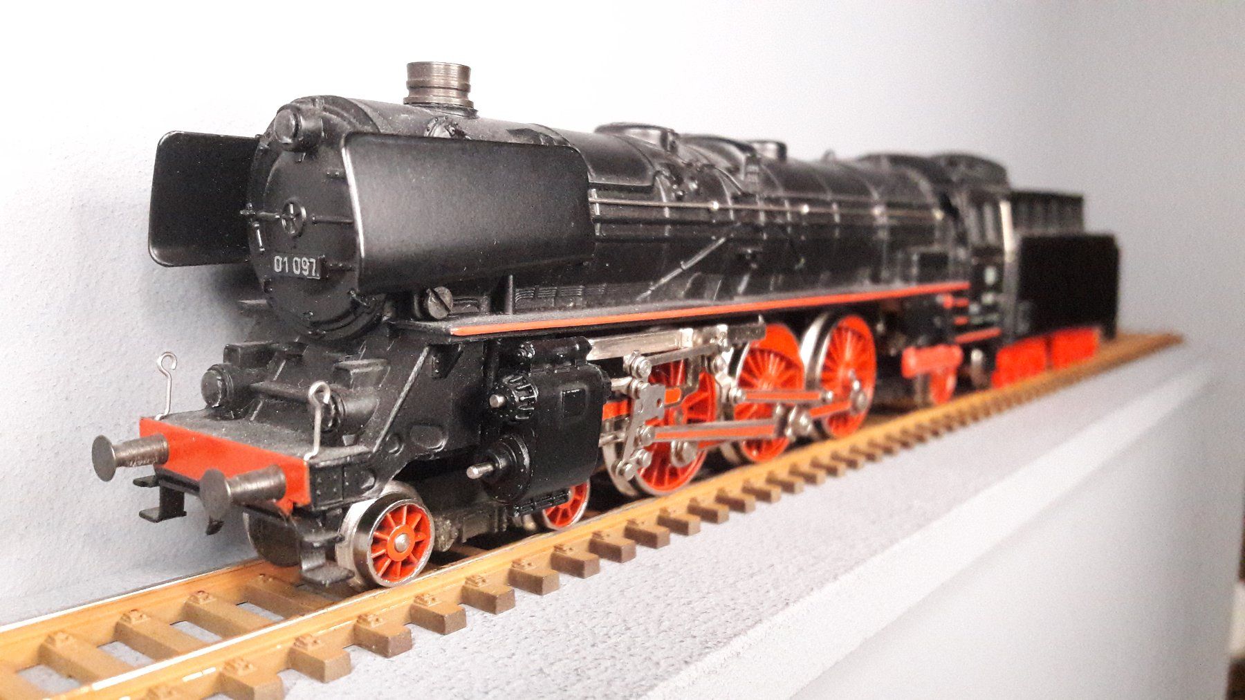 Märklin Modelleisenbahnen: Dampflokomotive BR 01 – Gebraucht aus Burgdorf von Optimal14 2