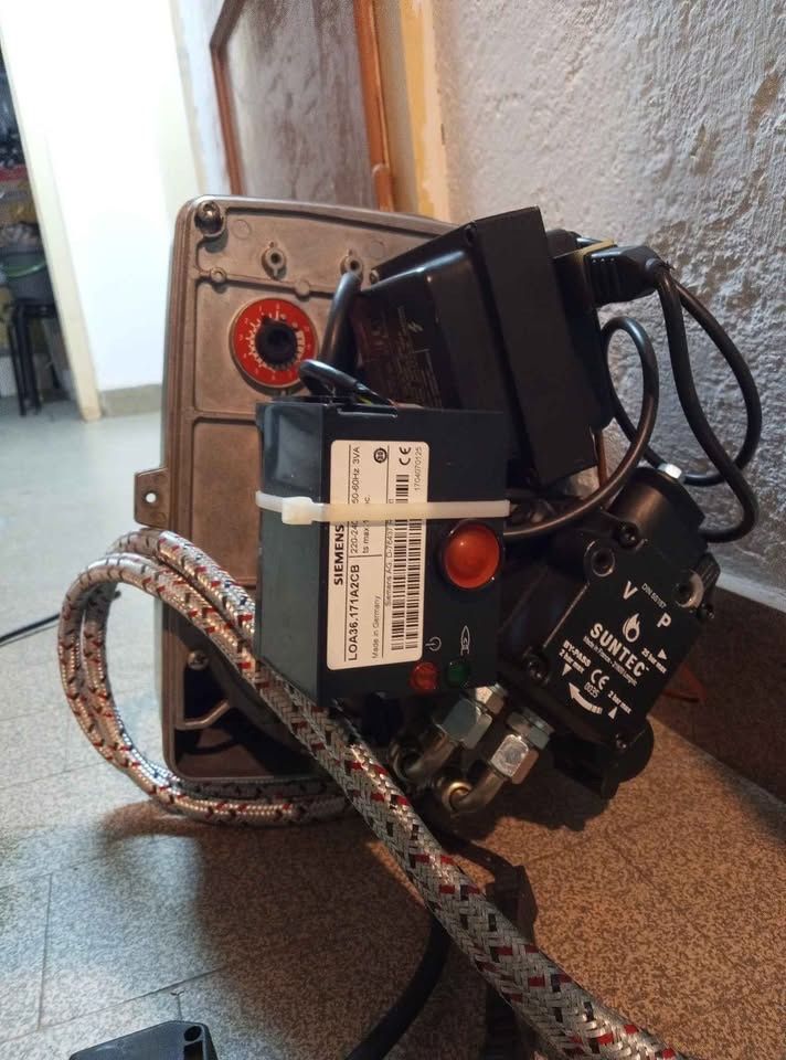 Diesel Radiatori: brûleur à fioul ELCO EL 01A.27 – Usato da Bienne venduto da Daniel_Schader 1