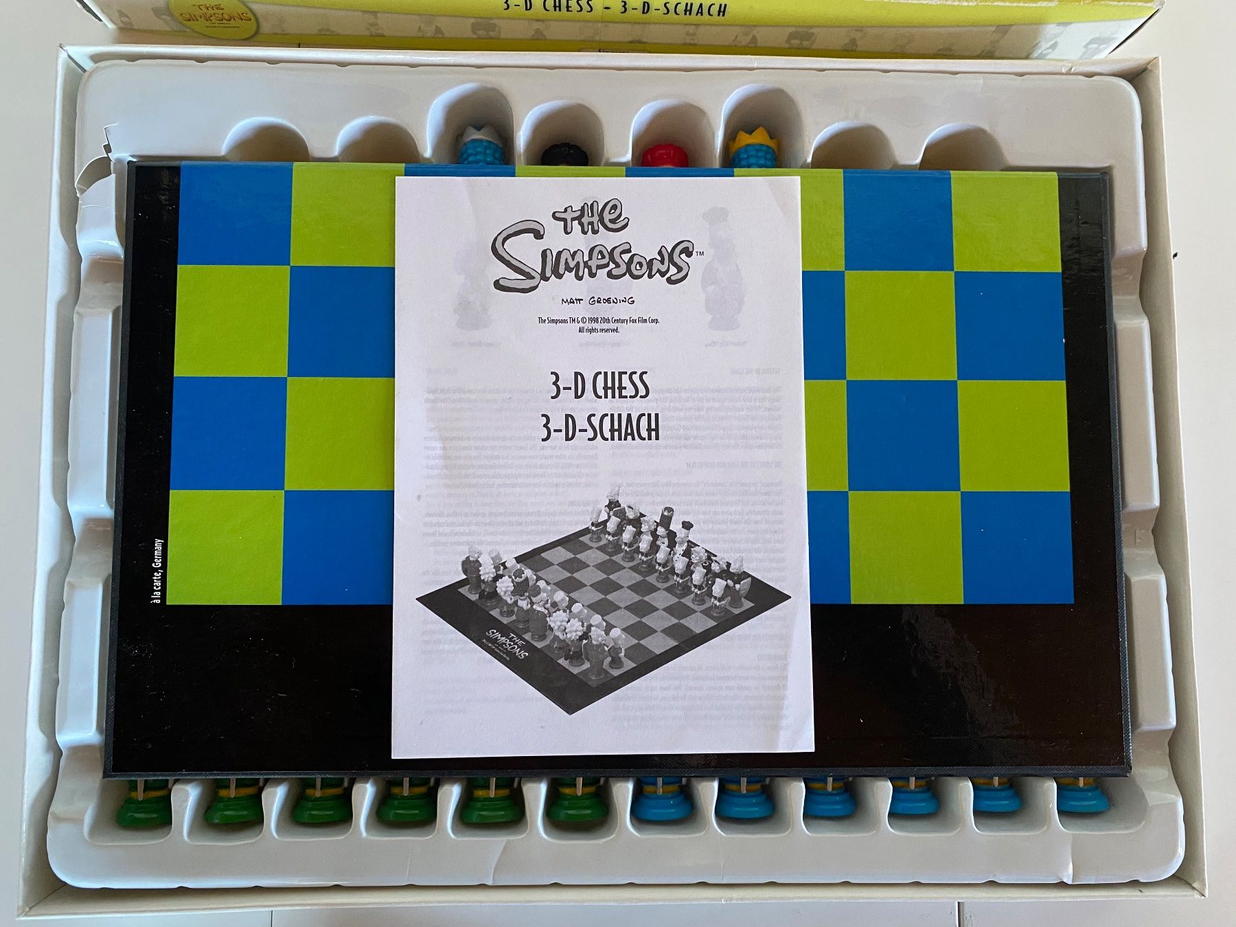 Spiele: Jeu d'echec 'THE SIMPSONS' – Gebraucht aus St-Prex von Okoala 2