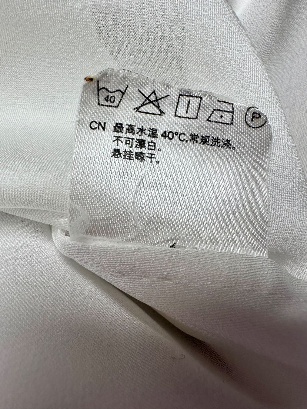 Camicette: TOP *** Gr 40/M Fliessende Bluse weiss – Usato da Rickenbach b. Wil venduto da sunneschii_ 6