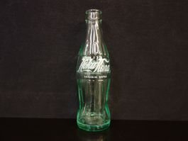 1 kleine alte Flasche COCA-COLA RUSSLAND RUSSISCH KYRILLISCH