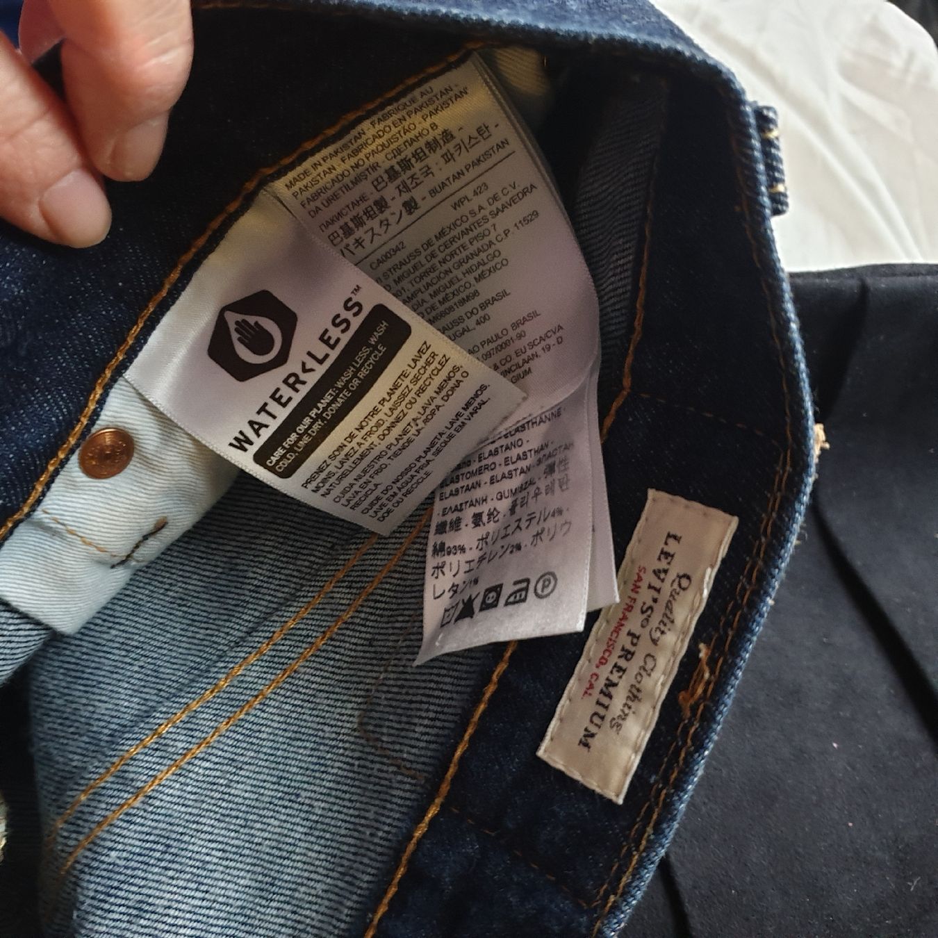 Levi's Jeans: Levis 512, schlne Jeans Gr. 32/32 – Nuovo (secondo la descrizione) da Frenkendorf venduto da Moon111 4