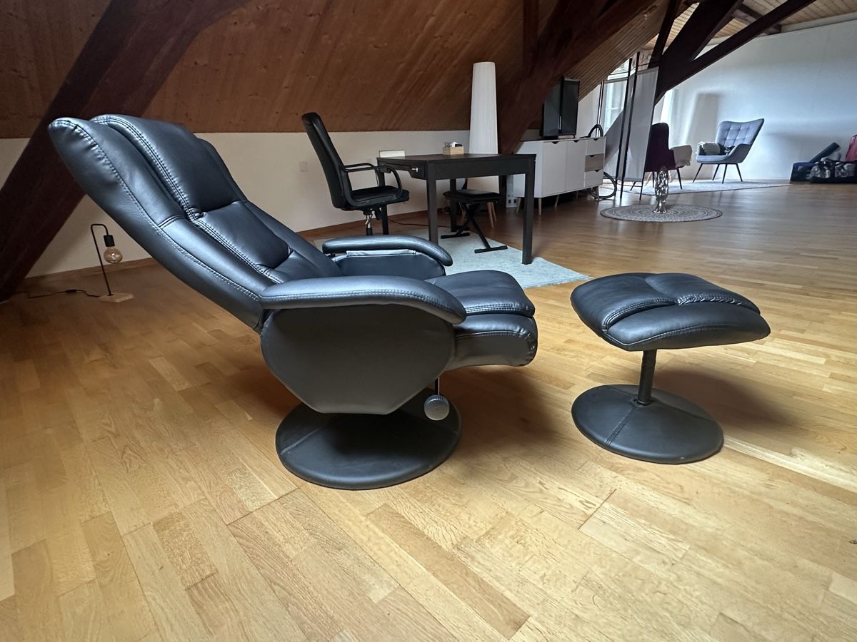 Fauteuils: Sessel mit Hocker – D'occasion à Biberstein par Koala1995 5