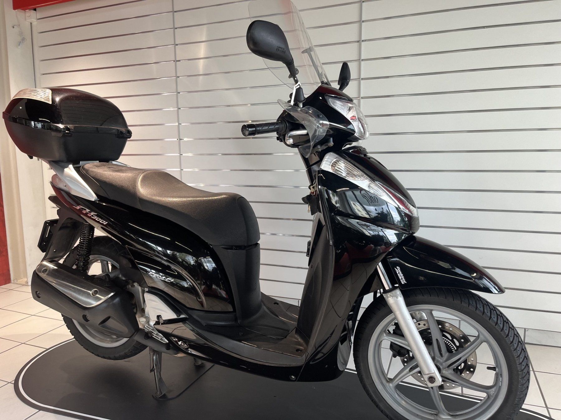 Honda Scooters: HONDA SH300A - ABS – Gebraucht aus Bremgarten AG von AGB11