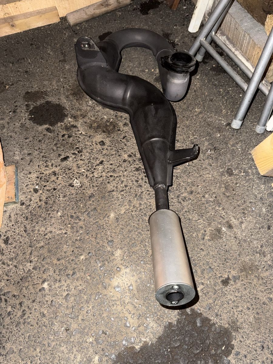 Piaggio Sistemi di scarico: Echappement, Vespa PX 125 – Usato da Bouveret venduto da vit_br9v