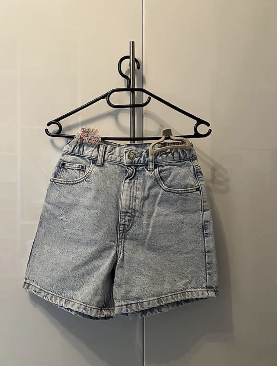 Pull&Bear Jeans: Jeans Shorts – Usato da Dietikon venduto da Mischi2167