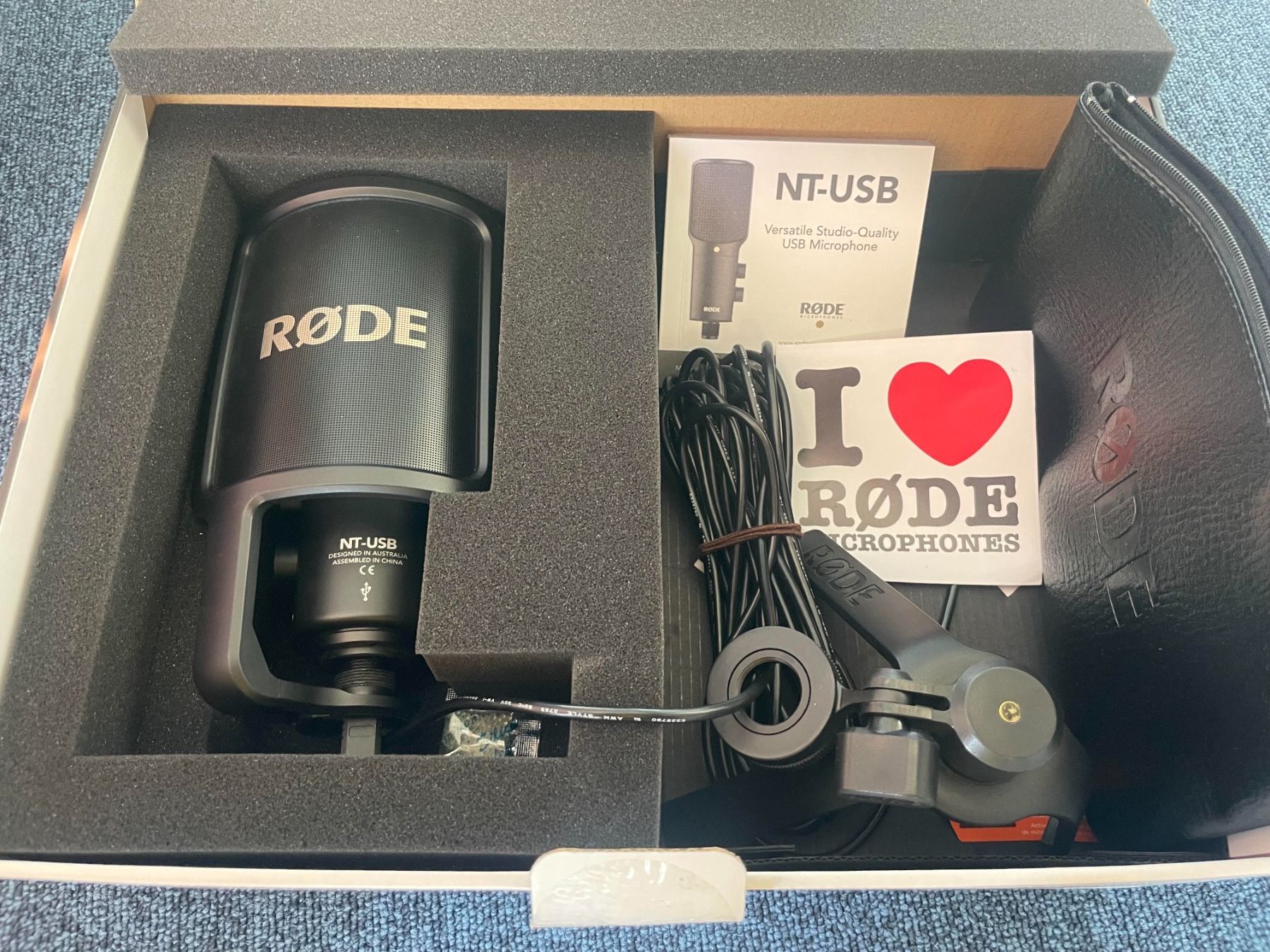 Røde Microfoni: Microphone Rode (RØDE NT-USB) – Usato da Ecublens VD venduto da tngforever