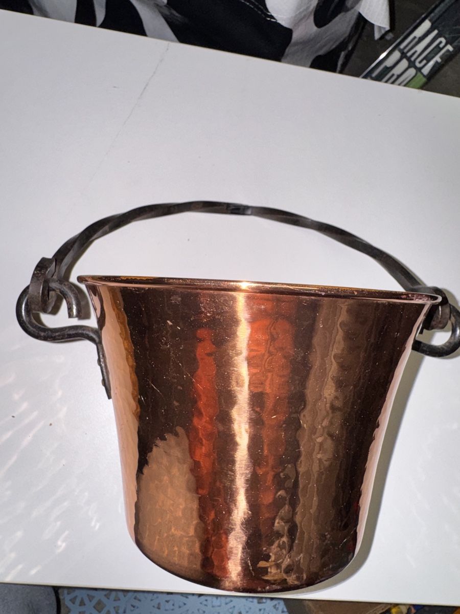 Vasi per fiori: Kupfertopf ,Blumentopf von Stöckli Netstal – Usato da Grossaffoltern venduto da sherry73 2