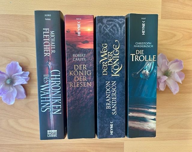 Libri: Michael R. Fletcher, Robert Carter, Brandon Sanderson, ..... – Nuovo (secondo la descrizione) da Bern venduto da Denzel8 5