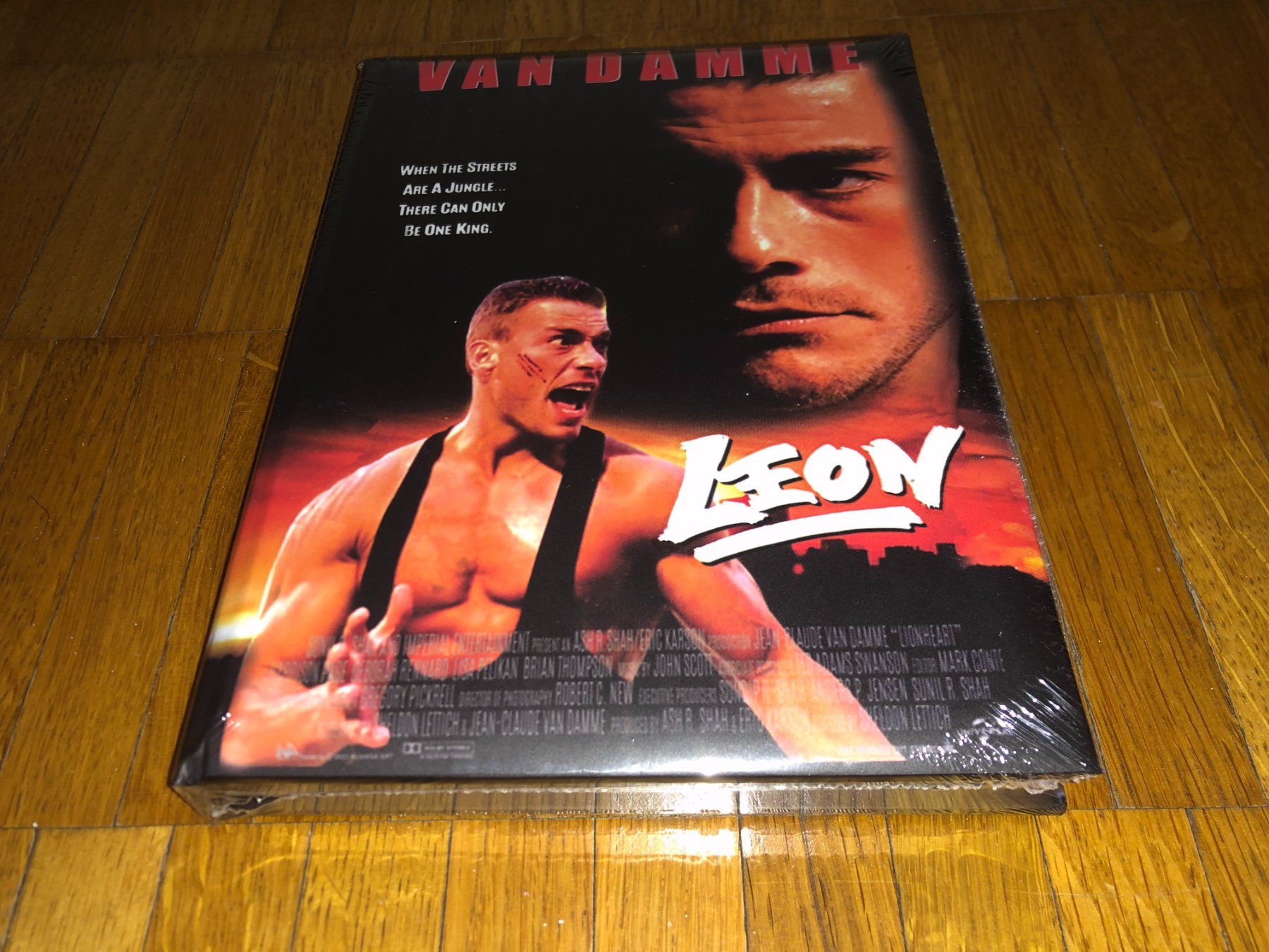 Alle DVDs: Leon - MEDIABOOK - WATTIERT - C - UNCUT – Neu und originalverpackt aus Basel von havsok