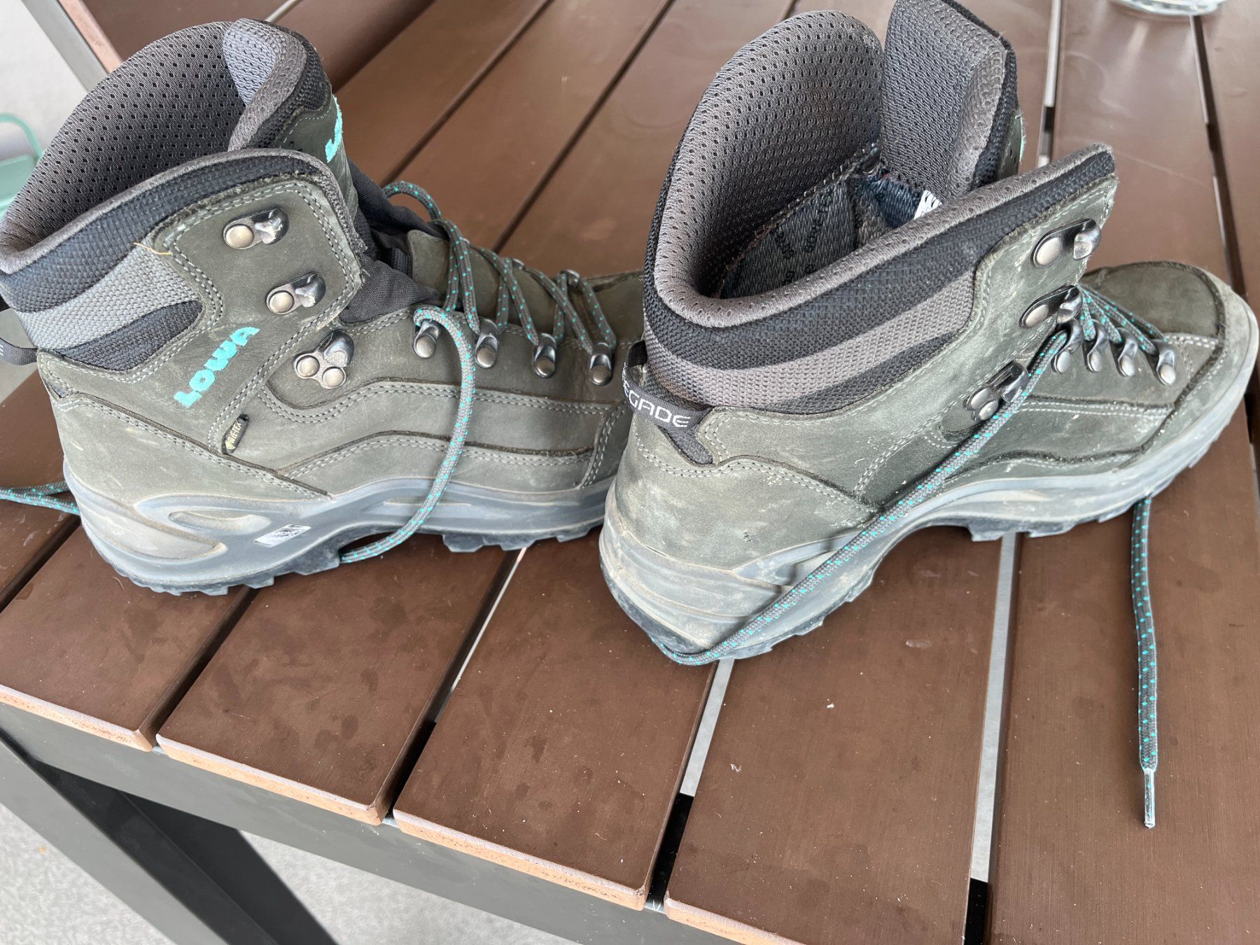 Lowa Chaussures femmes: Wanderschuhe – D'occasion à Eich par pht_6xv9 1