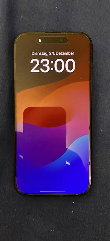 Telefoni cellulari / Smartphones: I phone 15 pro 128GB – Usato da Hinwil venduto da Bapo1976 1