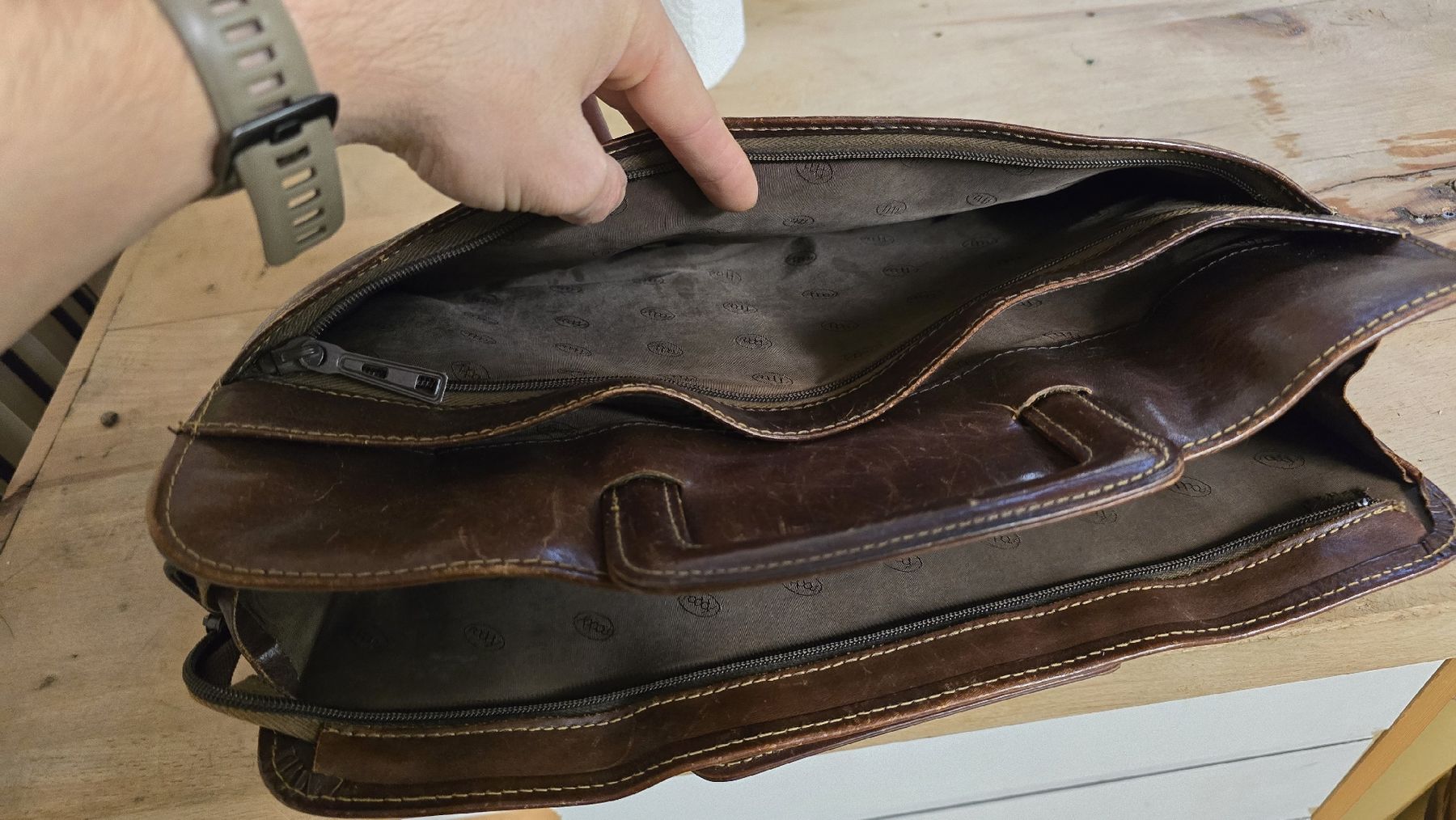 Valigie & Borse: Vintage Leder Aktentasche Braun – Usato da Schüpfen venduto da Oblivion2013 3