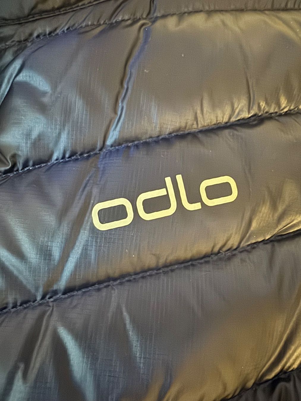 Odlo Gilet & Giacche senza maniche: ODLO Damen Daunenweste Grösse S Top – Nuovo (secondo la descrizione) da Adliswil venduto da Jessik0 3