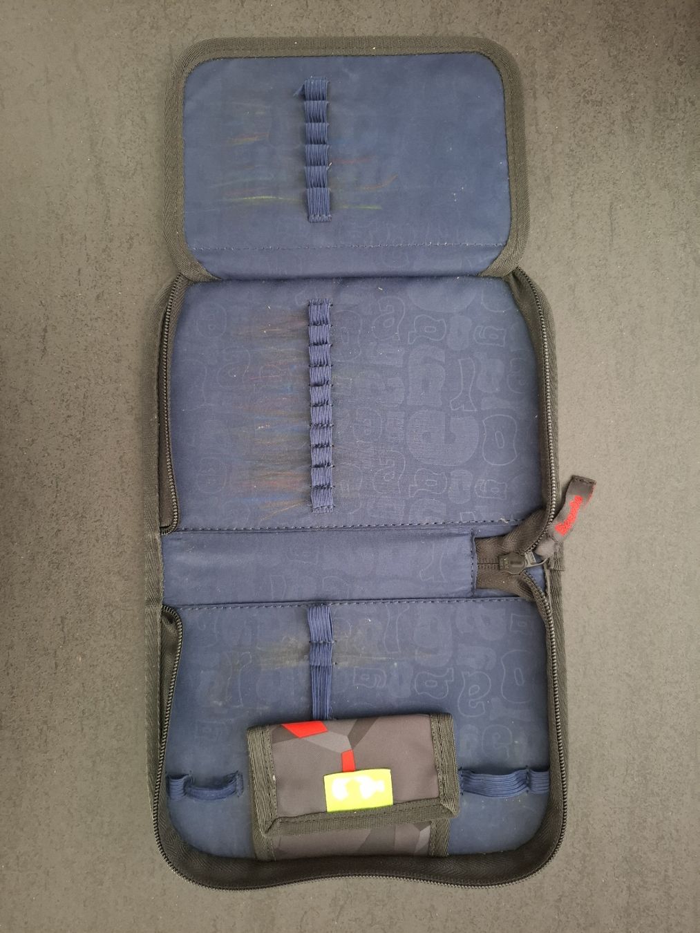 Ergobag Sacs & sacs à dos: Ergobag Cubo Schulranzen / Thek – D'occasion à Wallenwil par Becamach 3