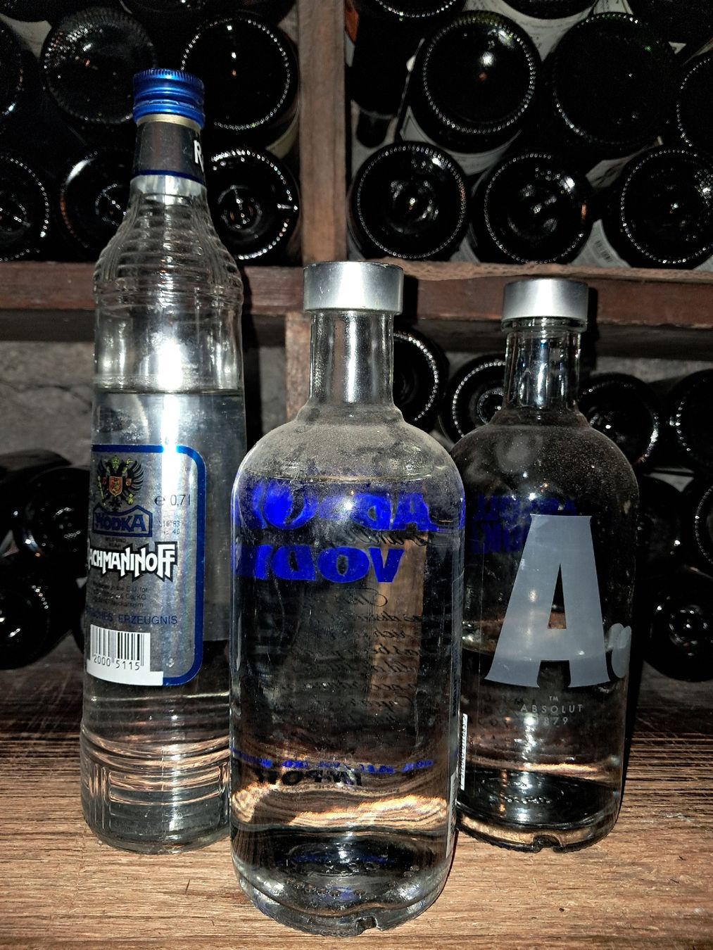 Bevande alcoliche: Lot de 3 vodka ouvertes – Usato da Le locle venduto da juliensaran 2