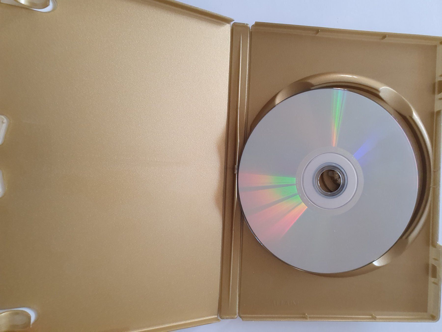 Tutti i DVDs: Hellboy 2 - die goldene Armee – Usato da Oberdorf BL venduto da BaldenEagle 2