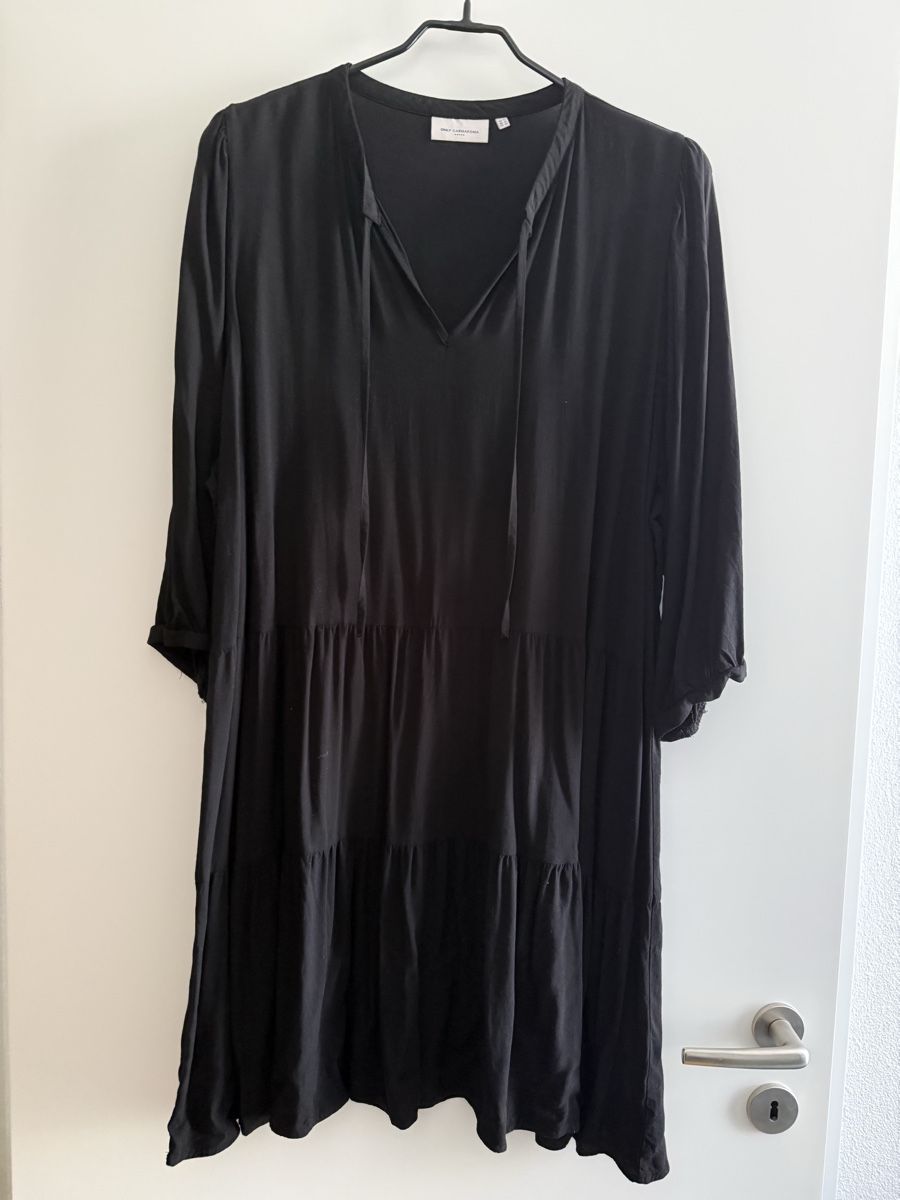 Only Vestiti: Only Carmakoma Kleid Grösse 52 – Nuovo (secondo la descrizione) da Zürich venduto da tzi_w9qk