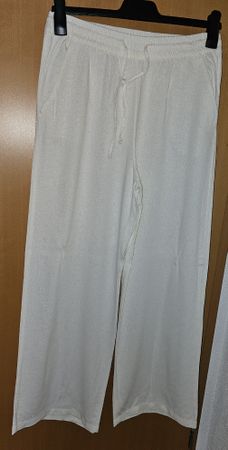 Sommerliche Leinen-Stoffhose, Cremeweiss, Gr. L, Neuwertig!