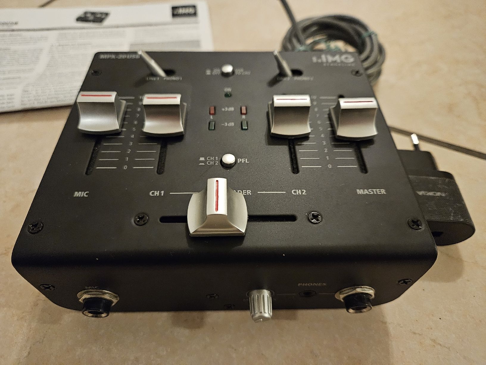 Mischpulte: Table de mixage – Gebraucht aus St-Légier-La Chiésaz von emi_c86b