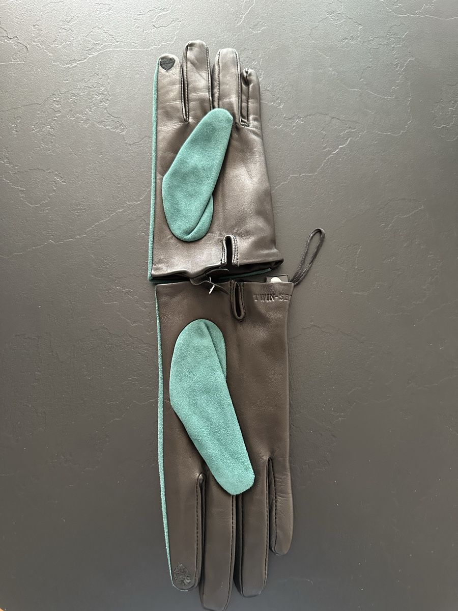 Gants & mitaines : Twin Set Damen lederhandschuhe – Neuf (Voir description) à Kuesnacht ZH par Lacatitus 2