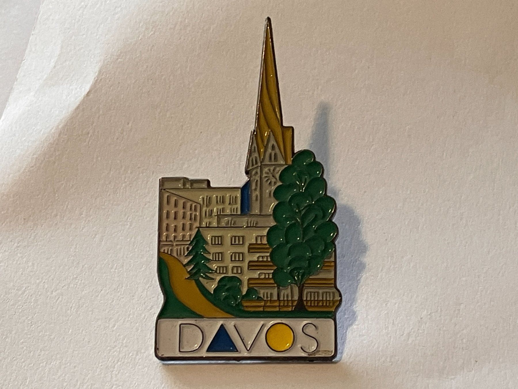 Placchette & Badge: 1 Pin Davos – Usato da Basel venduto da djwwpp