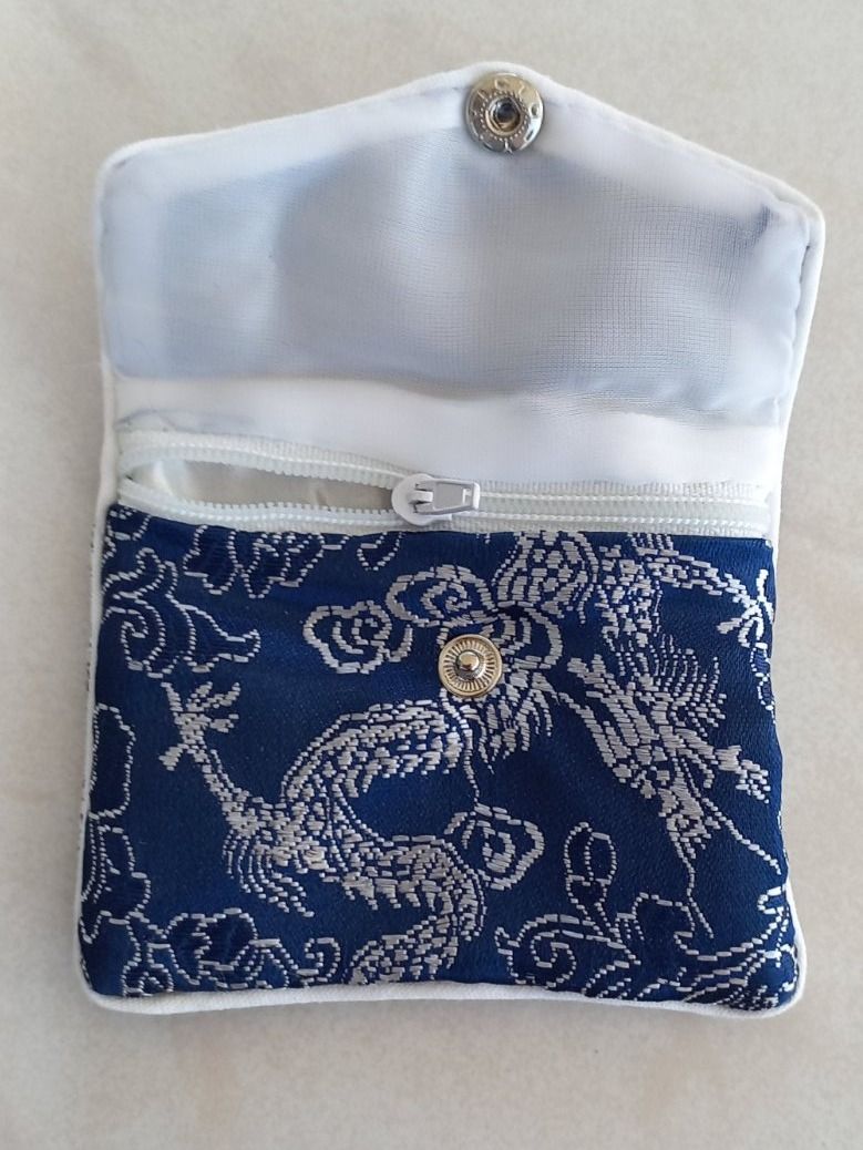 Borse: China Seiden Schmuck Tasche 9x8cm – Nuovo e nell'imballaggio originale da Winistorf venduto da acreativ4 1