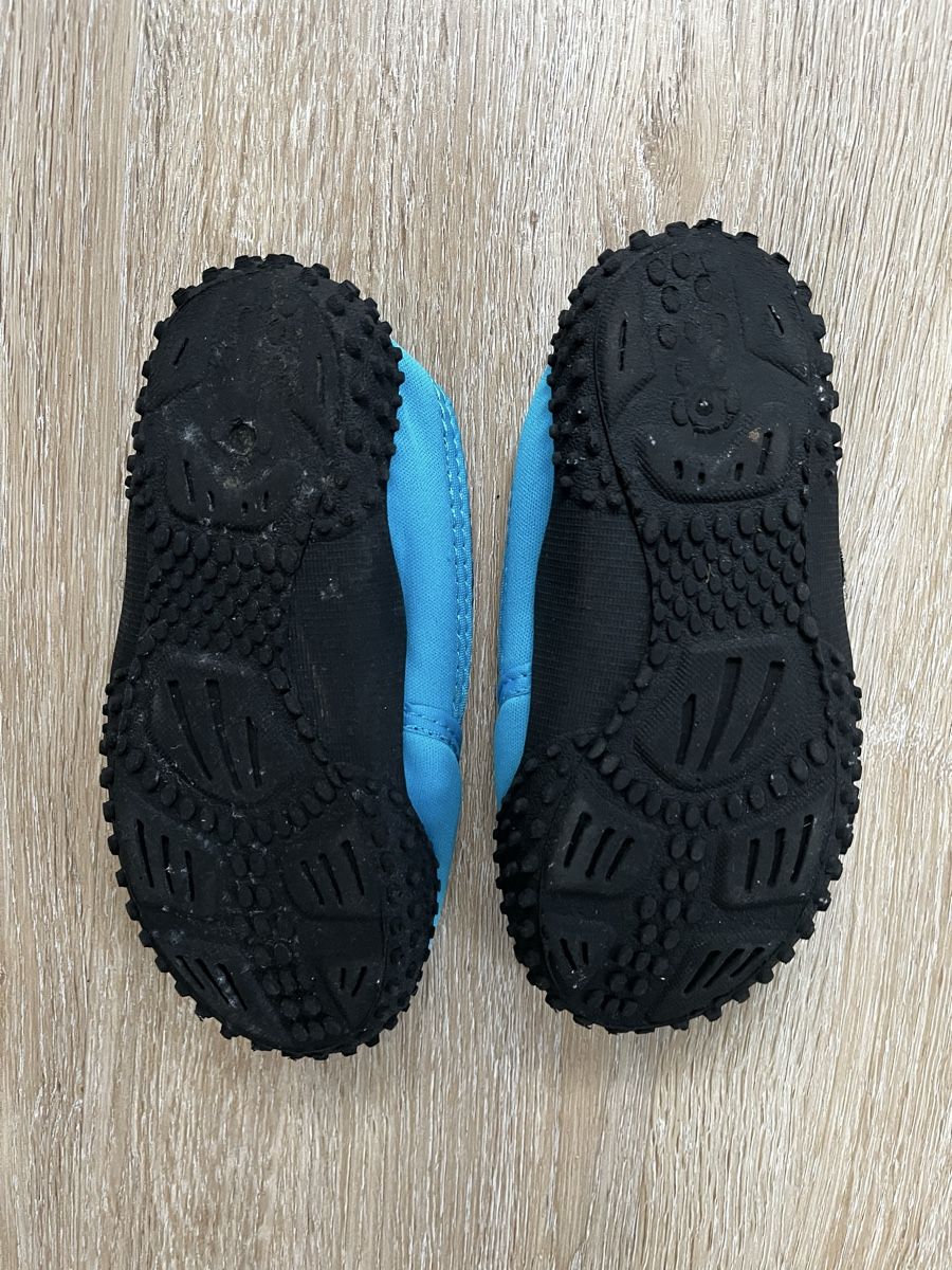 Schuhe für Jungen: Badeschuhe Gr. 26/27 – Gebraucht aus Sulz AG von Zissi31324 2