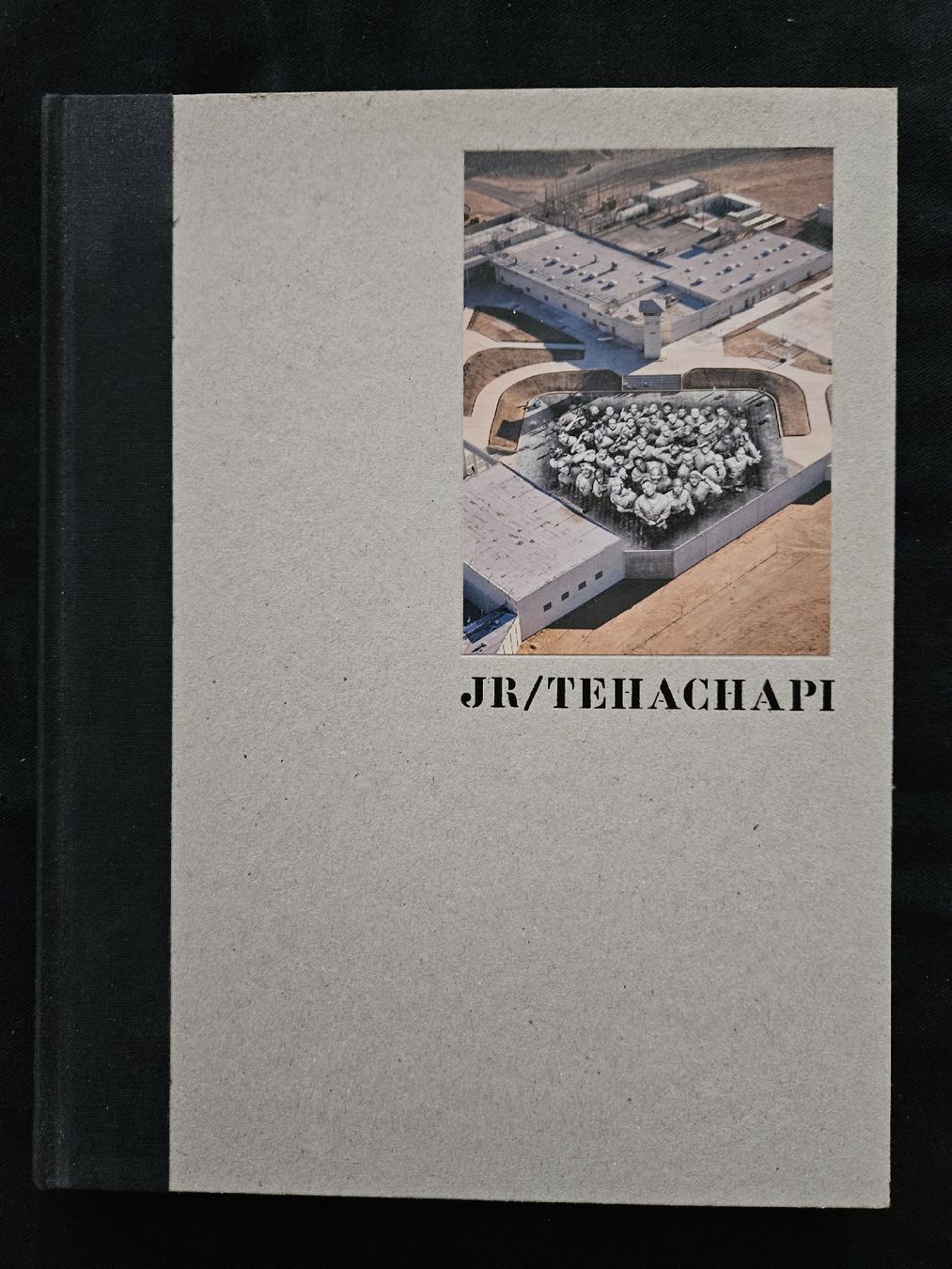 Libri: Tehachapi JR : Photographe  Octobre 2019 – Nuovo (secondo la descrizione) da Les Brenets venduto da SBO56