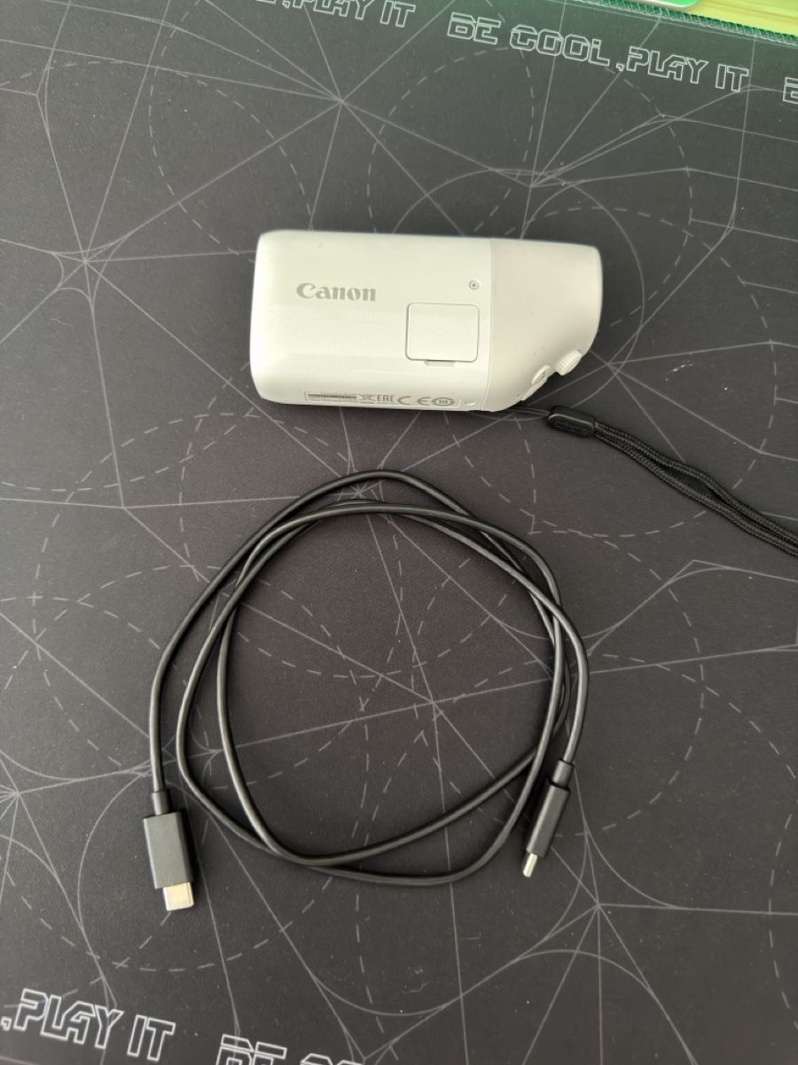 Canon Fotocamera: Fotokamera PowerShot ZOOM Essential Kit Neu! – Nuovo (secondo la descrizione) da Zollikofen venduto da cedi52