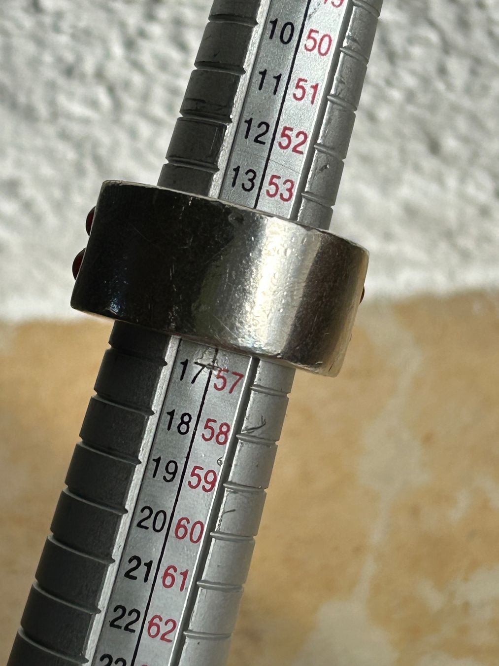 Ringe: Handgefertigter Ring, Silber mit roten Glasperlen (56) – Gebraucht aus Dittingen von Bijoubelle 7