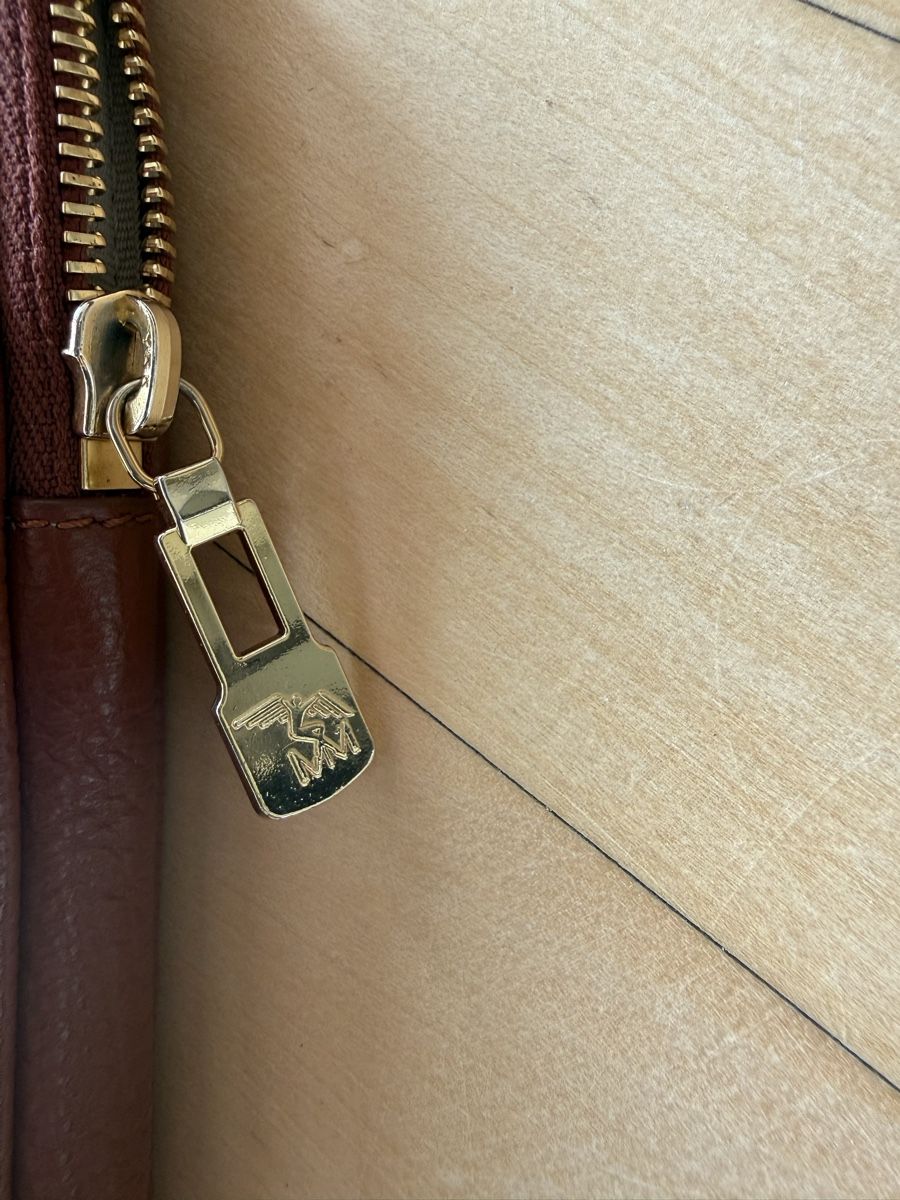 Maison Mollerus Borse da donna: Maison Mollerus - Wildhorn Handytasche - Tasche – Usato da Uster venduto da Schangnau87 8