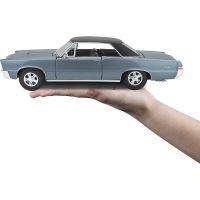PONTIAC GTO JAHRGANG 1965 MASSSTAB 1:18