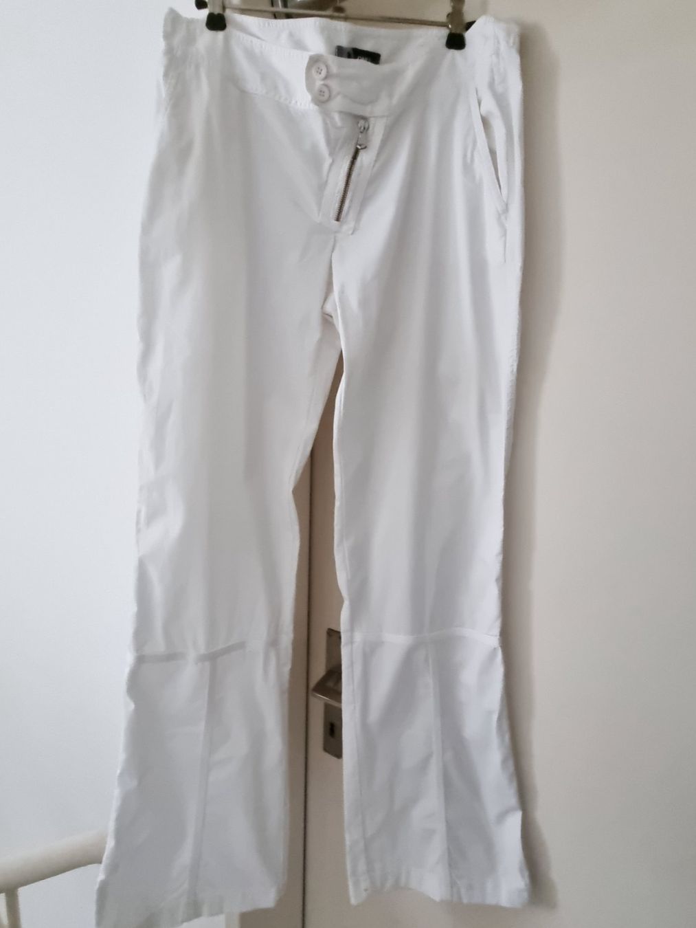 Only Pantaloni: Hose Baumwolle Gr. M Only weiss – Nuovo (secondo la descrizione) da geroldswil venduto da Gumball1 1