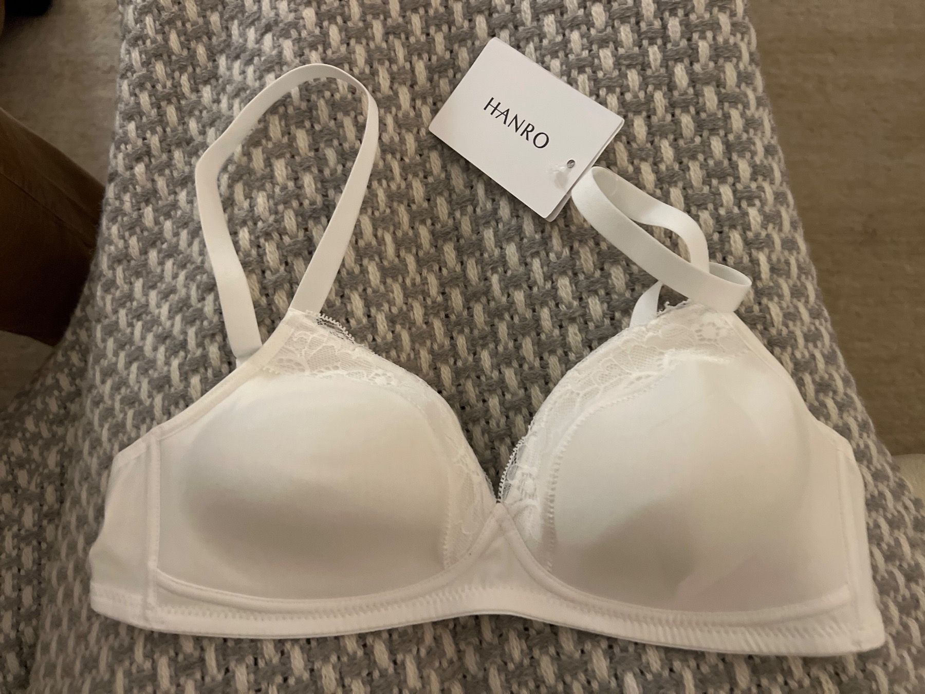 Hanro Altra biancheria intima: BH HANRO 80b neu – Nuovo (secondo la descrizione) da Dornach venduto da samuti