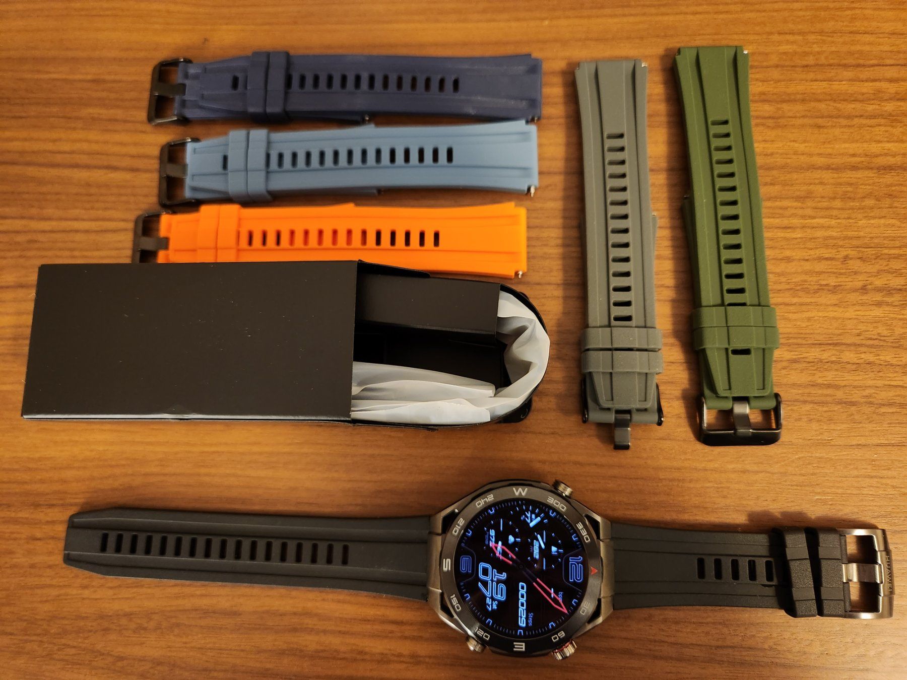 Huawei Smartwatch: Huawei Watch Ultimate Expedition Black – Gebraucht aus Immensee von  8