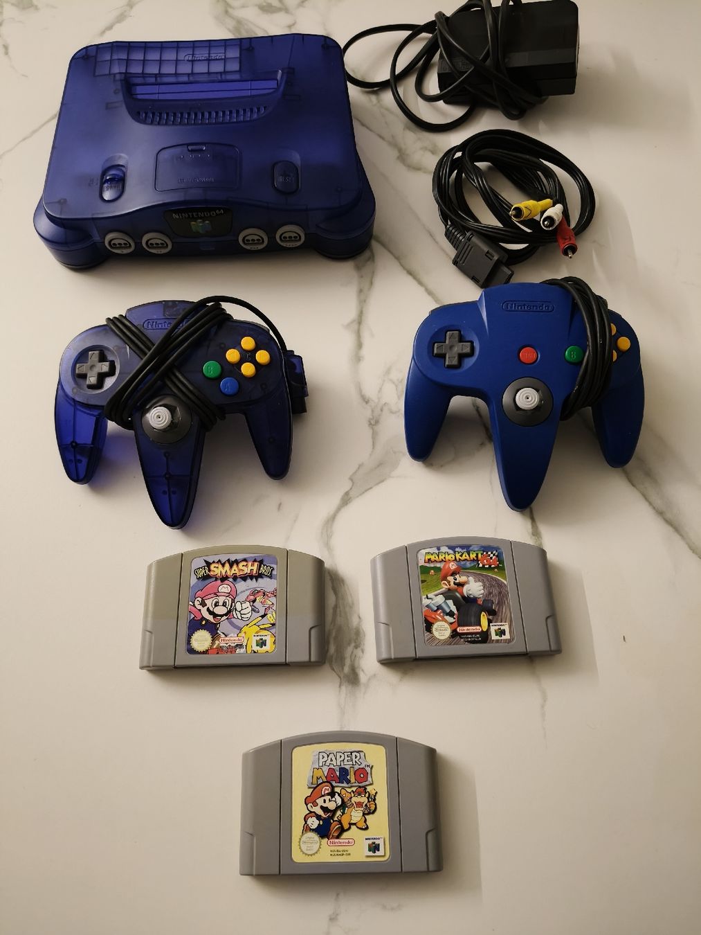 Nintendo Konsolen: Nintendo 64 Purple mit Spielen Controller mit seltenes Games – Gebraucht aus Oensingen von ece_8k7q